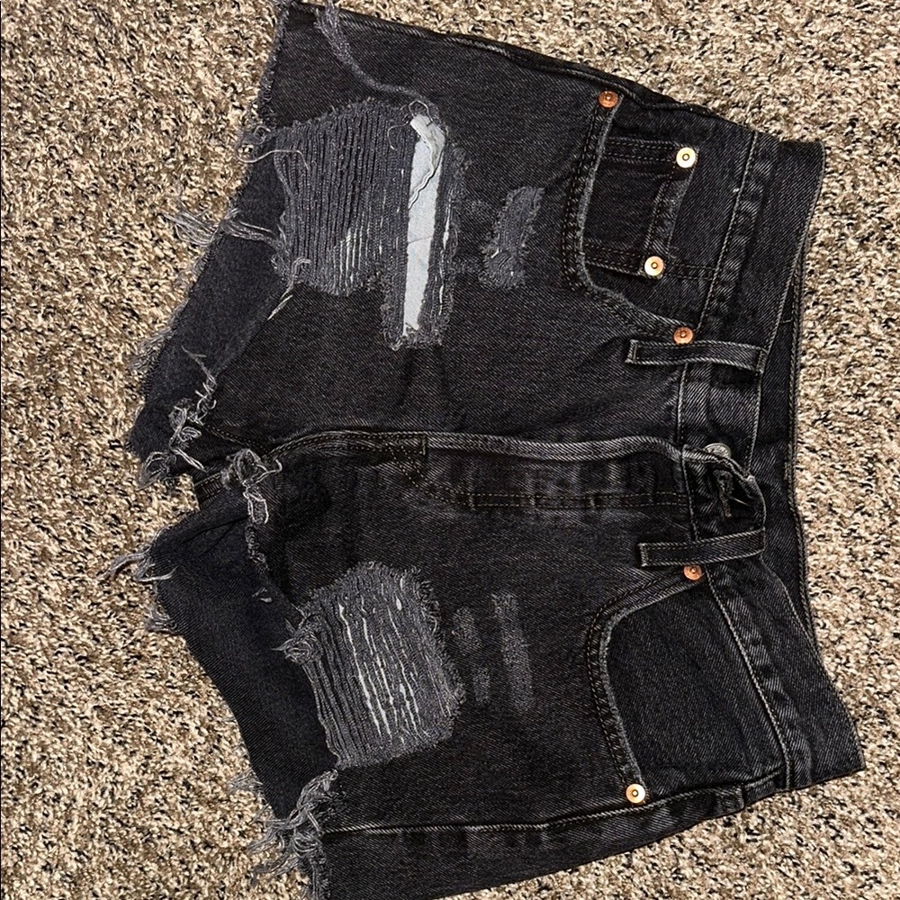 Levi's Black Distressed 501 Jean Shorts Size 25